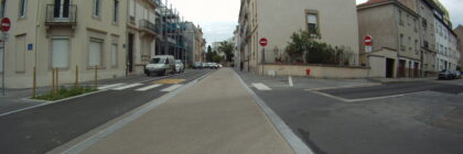 La nouvelle piste cyclable bidirectionnelle sur l'avenue du Maréchal Juin